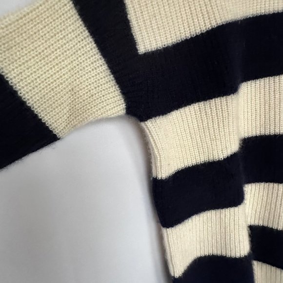 Ann Taylor 100% Cashmere Sweater w/Removable Scarf | Small - Picture 4 of 13